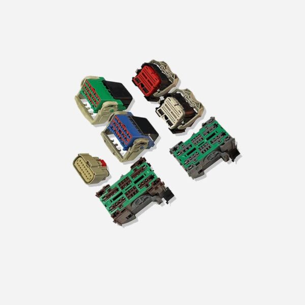 Pre-Owned OEM TIPM Wire Harness Connectors / Plugs (Complete Set of 7 Plugs)